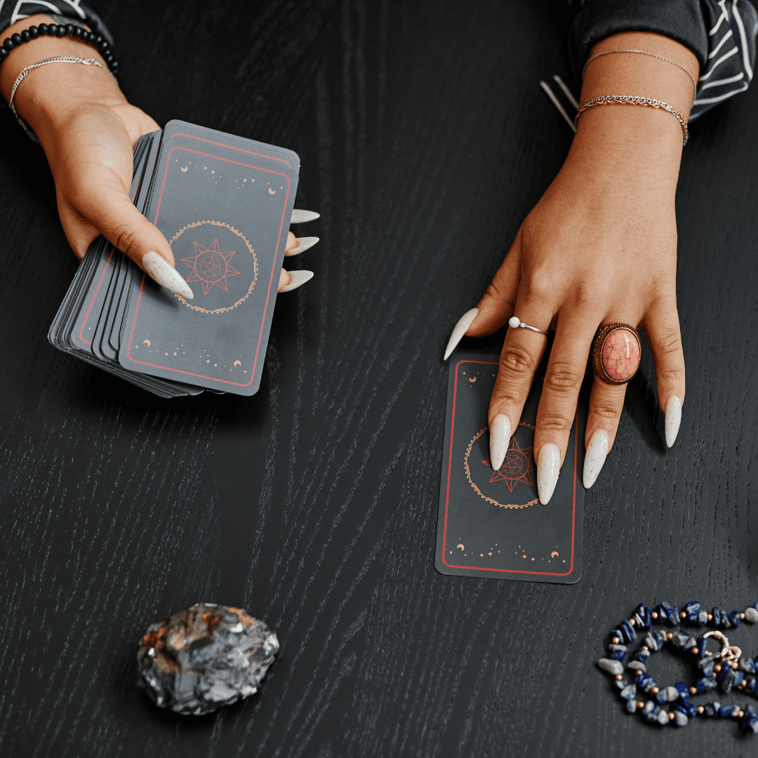 Tirada del tarot gitano — lectura del tarot en Chicago